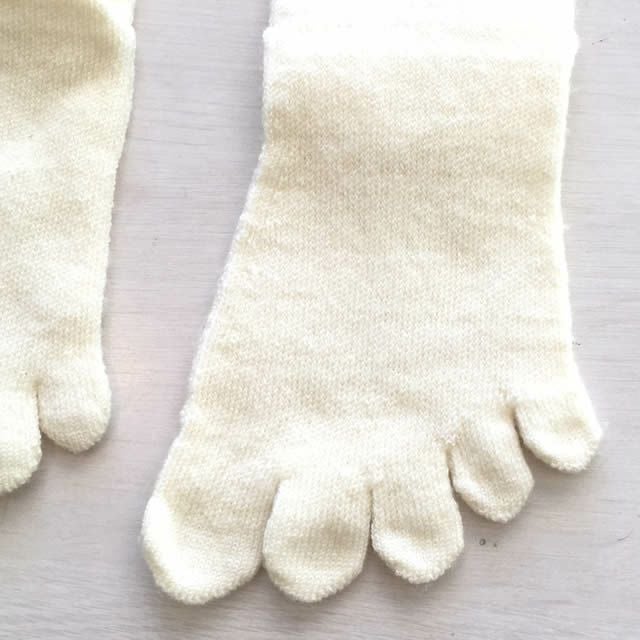 大法紡績 クワトロ・ハイソックス 〔シルク&ウール〕 4層5本指靴下