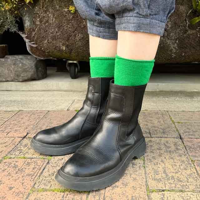 mokono日々のクネクネくつ下LOOPくつ下22-25cm【メール便可】